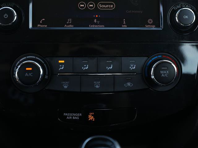 Used 2020 Nissan Rogue S AWD/4WD image 35