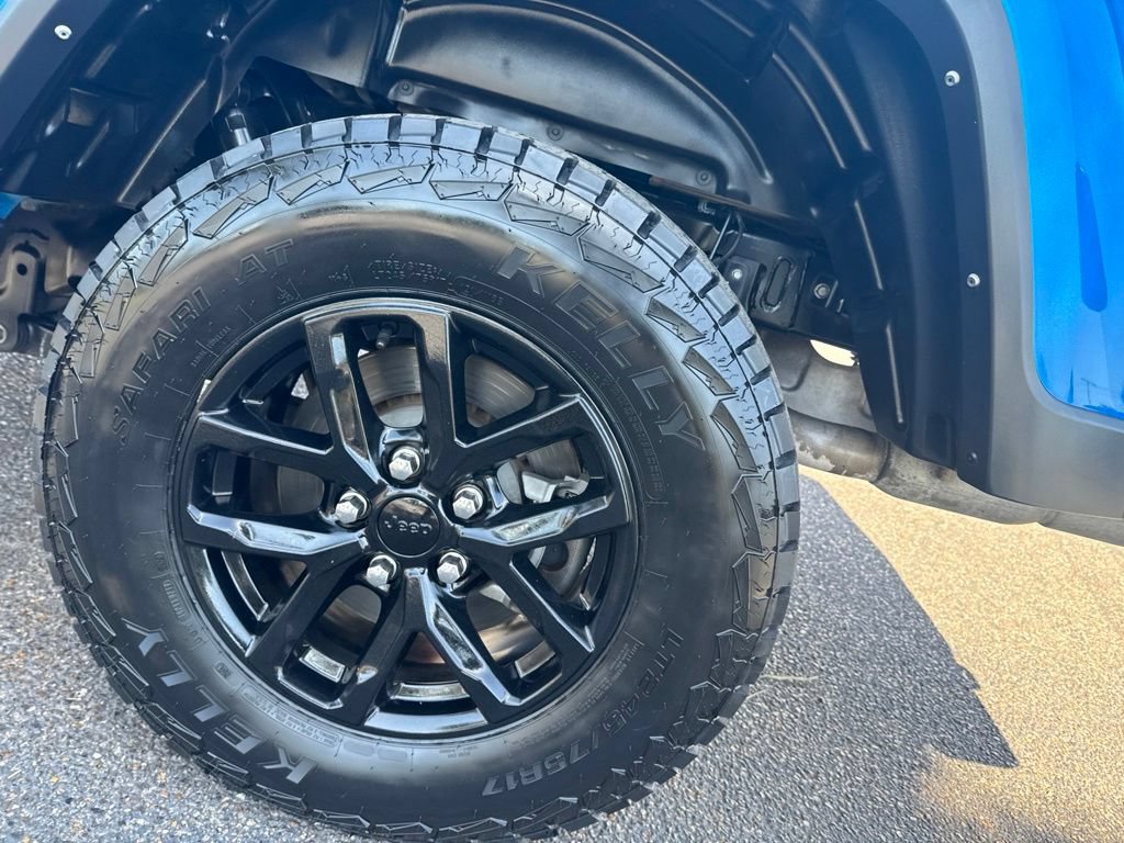 Used 2022 Jeep Gladiator Sport AWD/4WD image 10