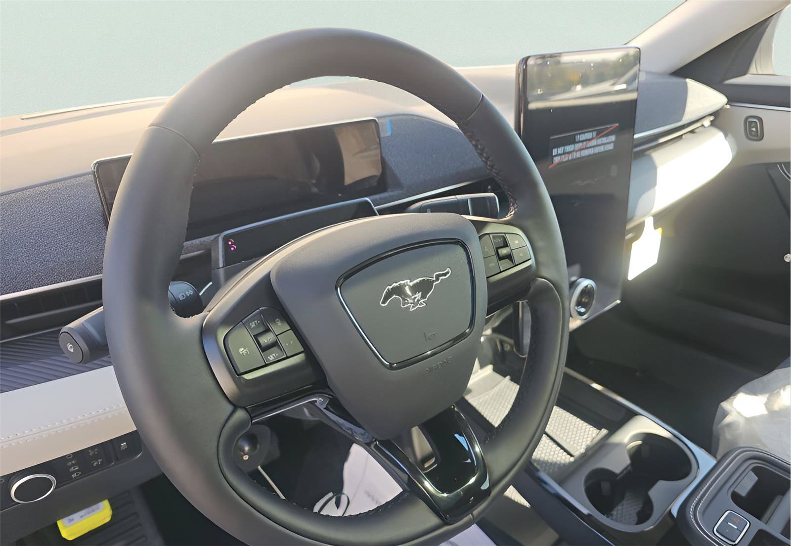 Certified 2025 Ford Mustang Mach-E Premium RWD image 8