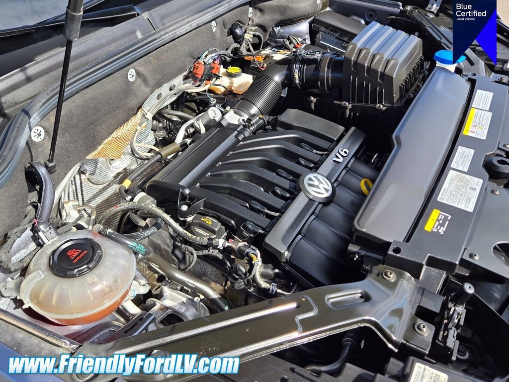 Used 2022 Volkswagen Atlas SEL Premium image 18