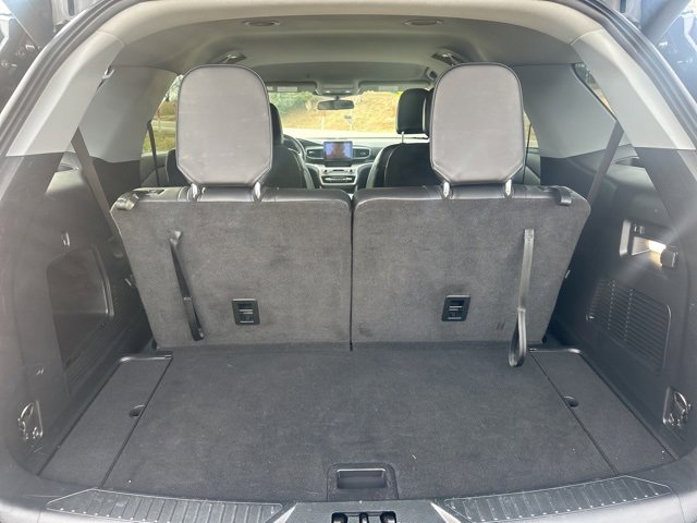 Certified 2022 Ford Explorer XLT w/ Equipment Group 202A image 9