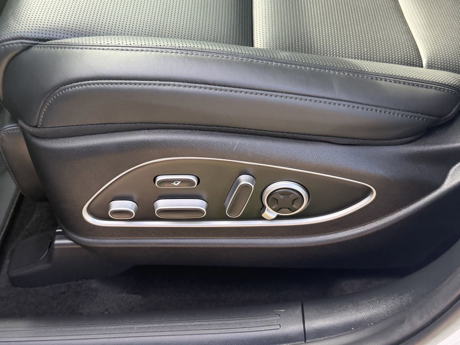 Used 2026 Hyundai Palisade Calligraphy FWD image 26