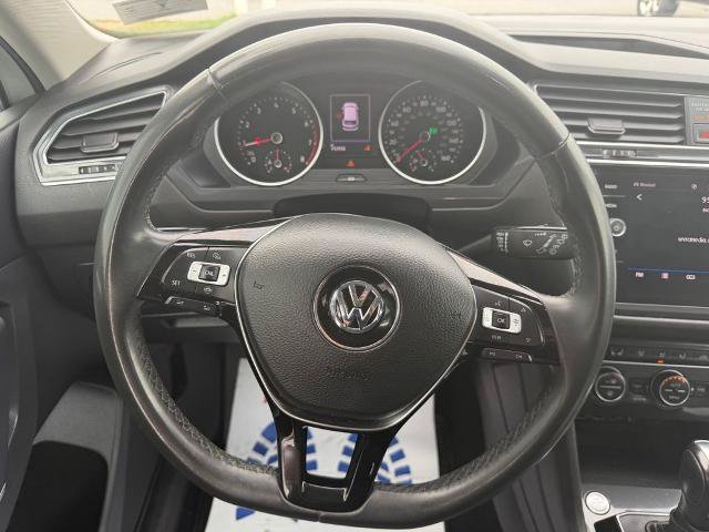Used 2020 Volkswagen Tiguan SE w/ Panoramic Sunroof Package AWD/4WD image 15