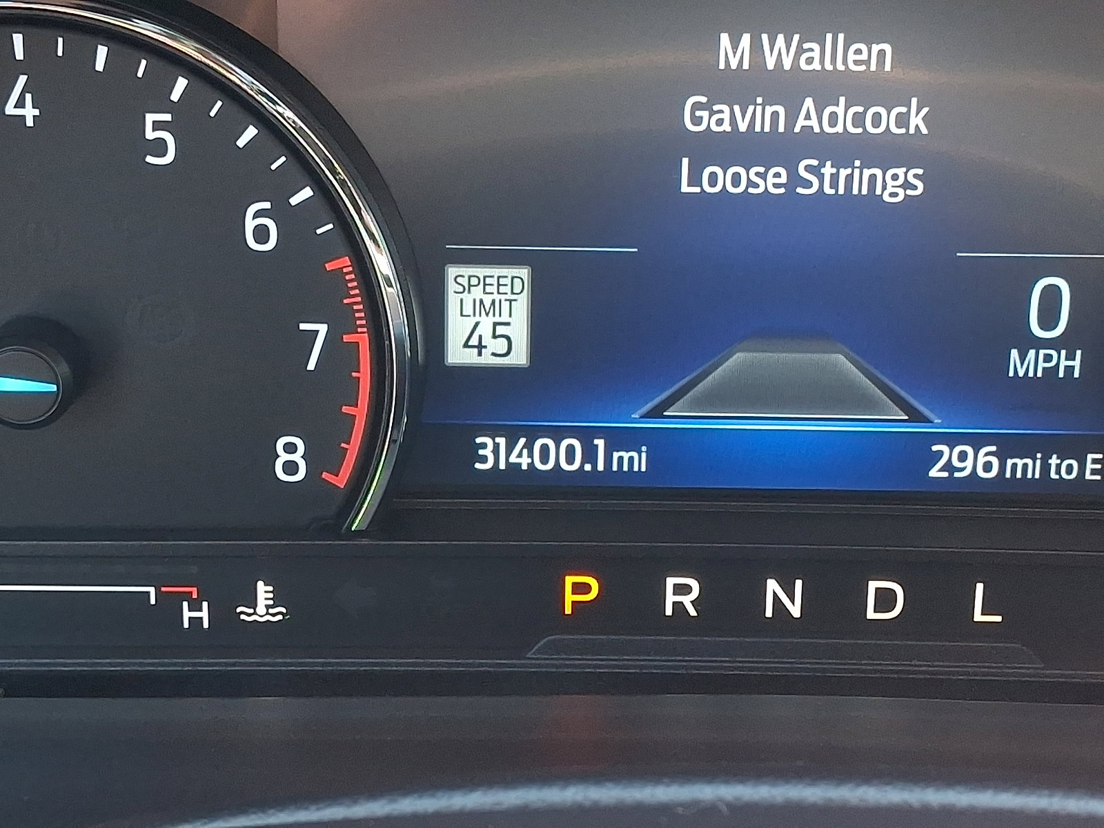 Certified 2023 Ford Explorer XLT w/ Equipment Group 202A AWD/4WD image 25