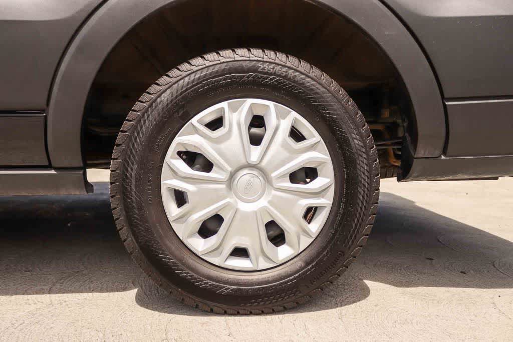 Certified 2025 Ford Transit 350 XLT RWD image 10
