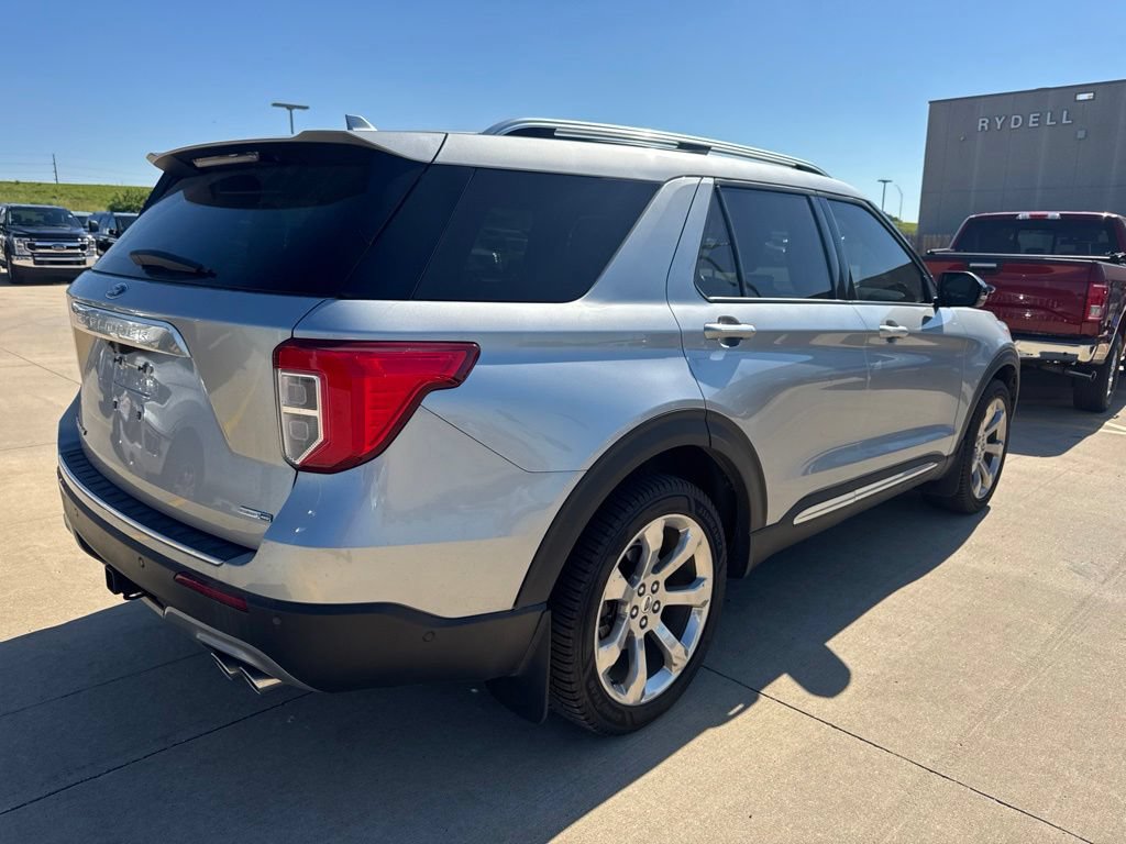 Certified 2020 Ford Explorer Platinum w/ Premium Technology Package AWD/4WD image 8