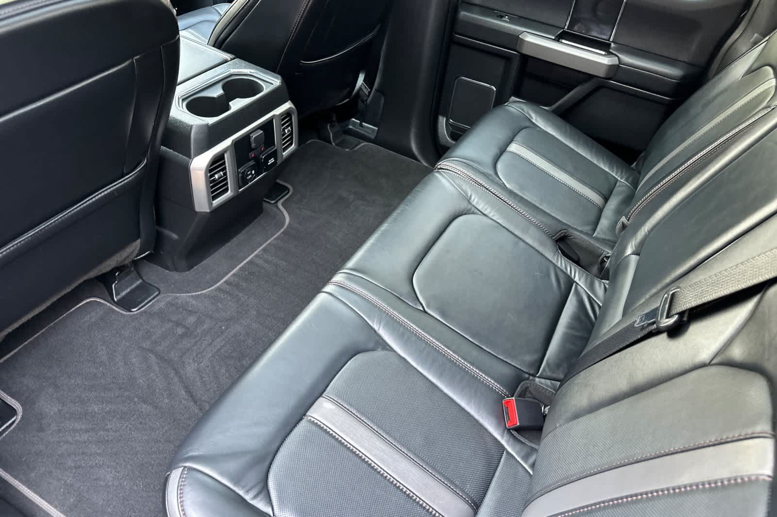 Certified 2021 Ford F350 Platinum w/ Tremor Off-Road Package AWD/4WD image 4
