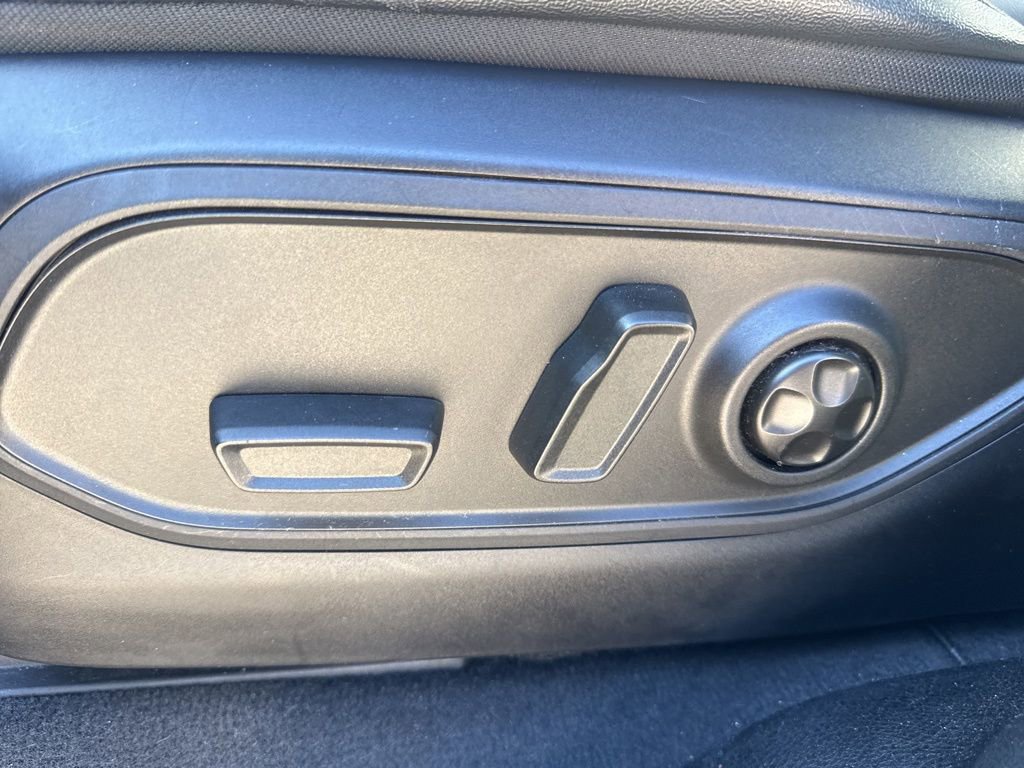 Used 2024 Jeep Grand Cherokee Limited 4xe image 16