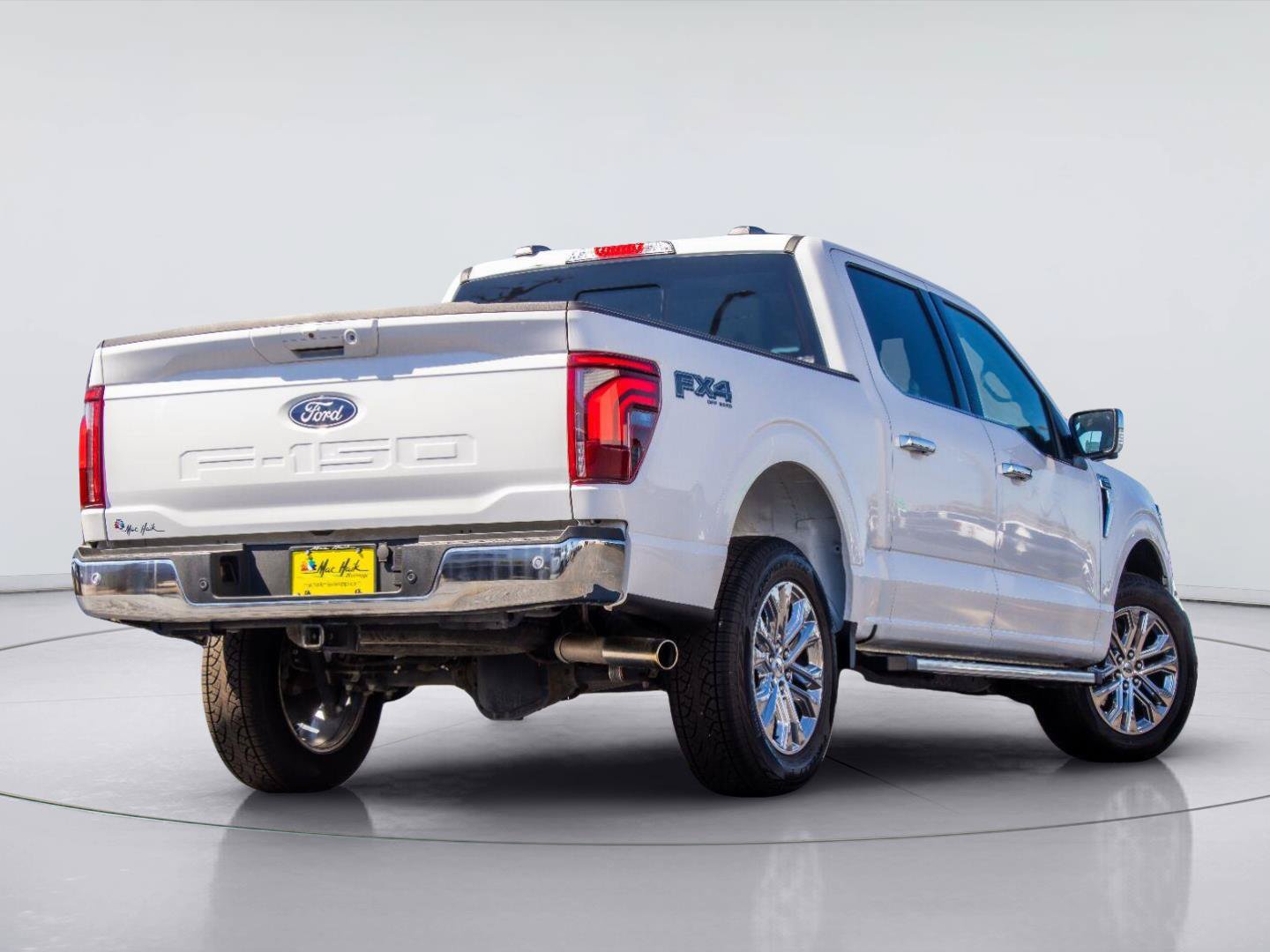 Certified 2025 Ford F150 Lariat w/ Equipment Group 501A Mid AWD/4WD image 4