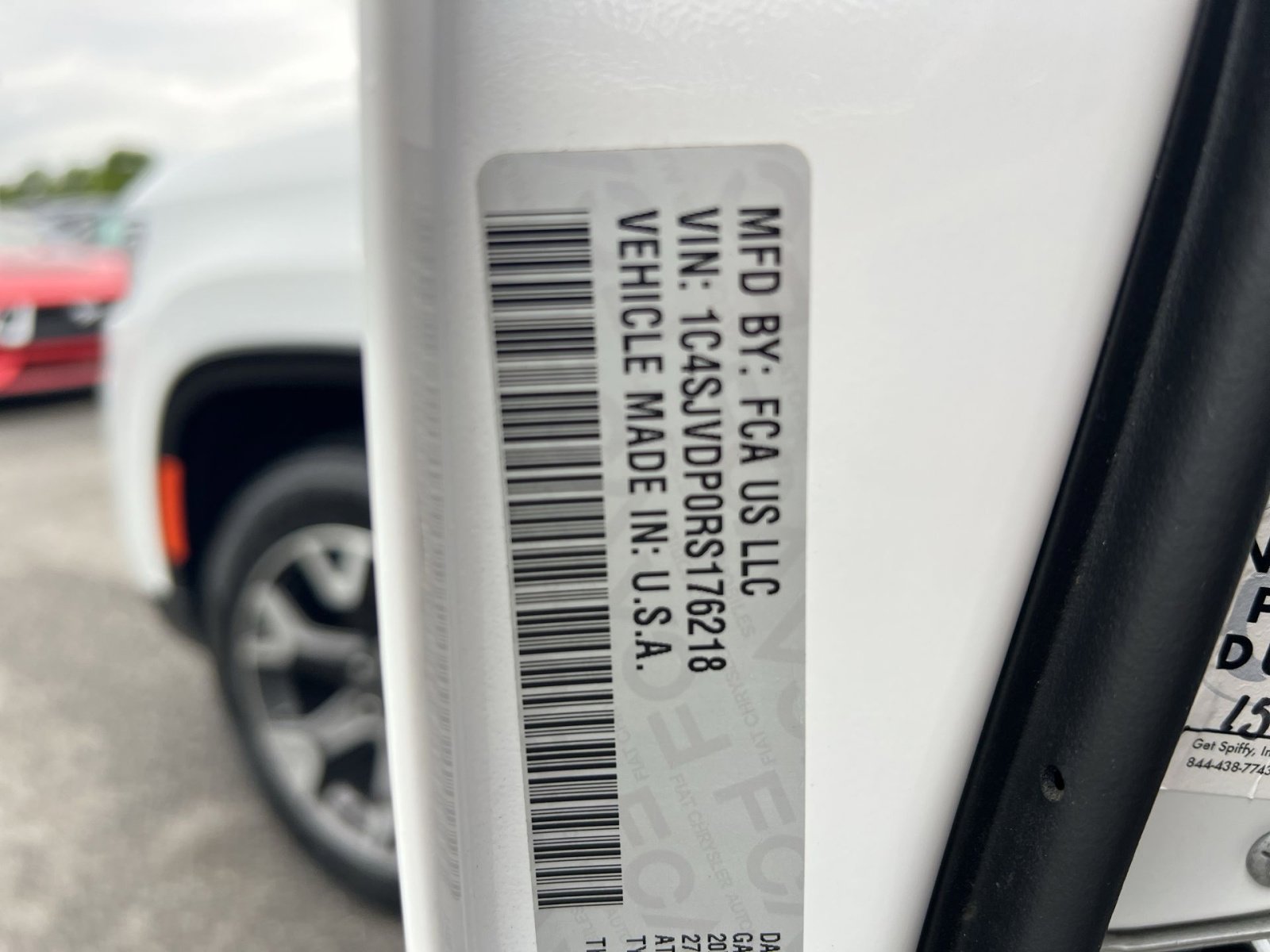 Used 2024 Jeep Wagoneer Series III AWD/4WD image 37