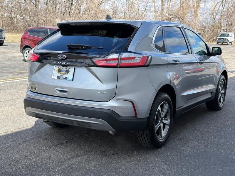 Certified 2024 Ford Edge SEL w/ Convenience Package image 5