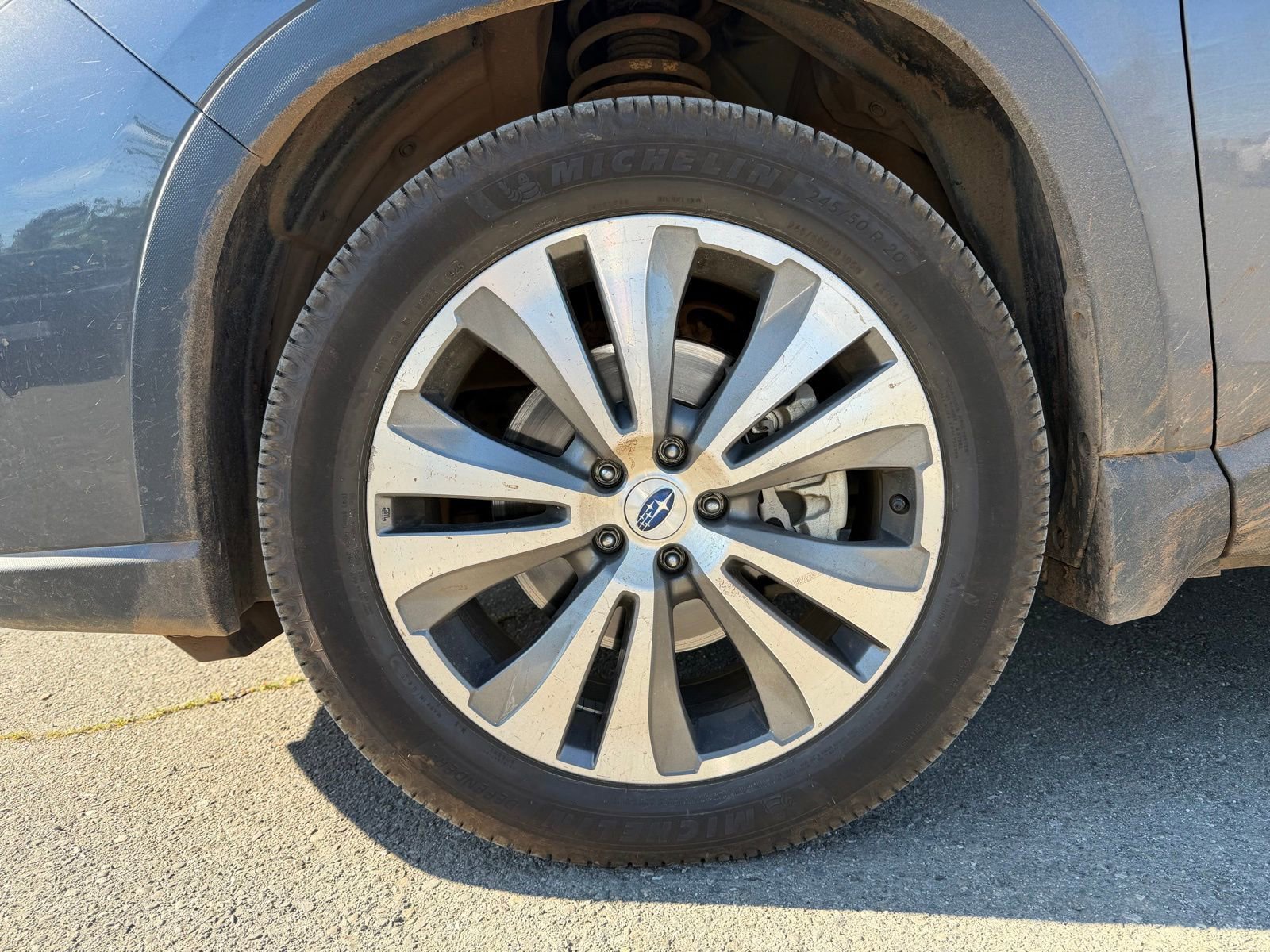 Used 2020 Subaru Ascent Touring w/ Popular Package #3 image 9