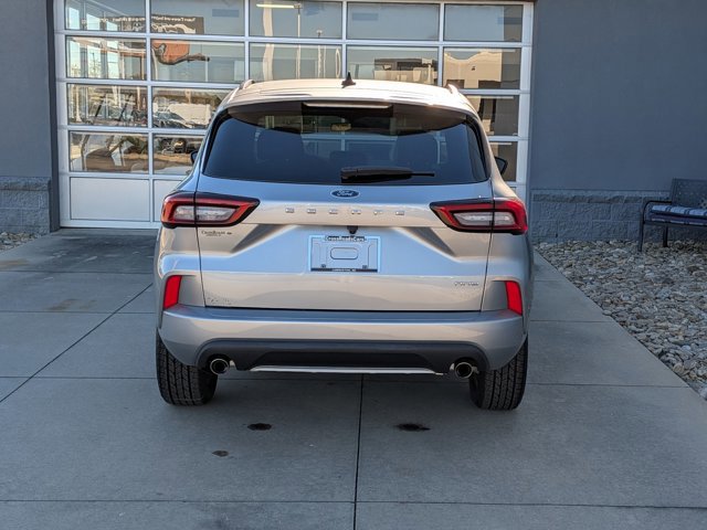 Certified 2023 Ford Escape ST-Line image 5