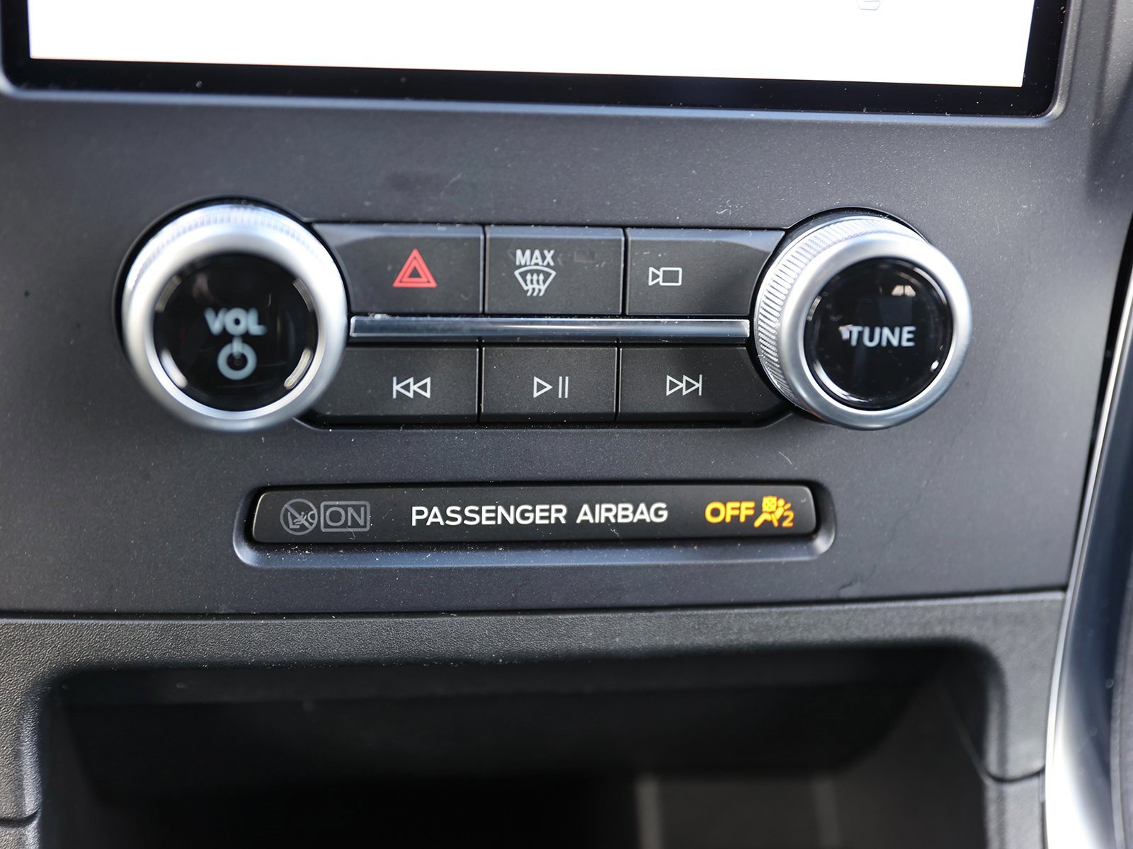 Certified 2022 Ford Edge ST image 26