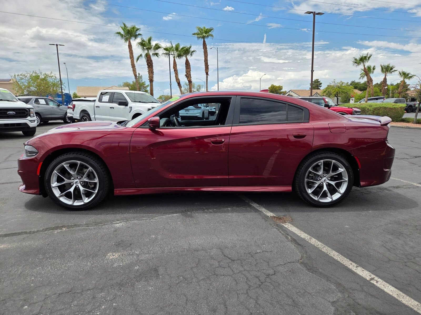 Used 2019 Dodge Charger GT RWD image 3