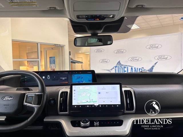 Certified 2025 Ford Expedition Active RWD image 22