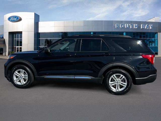Certified 2023 Ford Explorer XLT w/ Equipment Group 202A RWD image 2