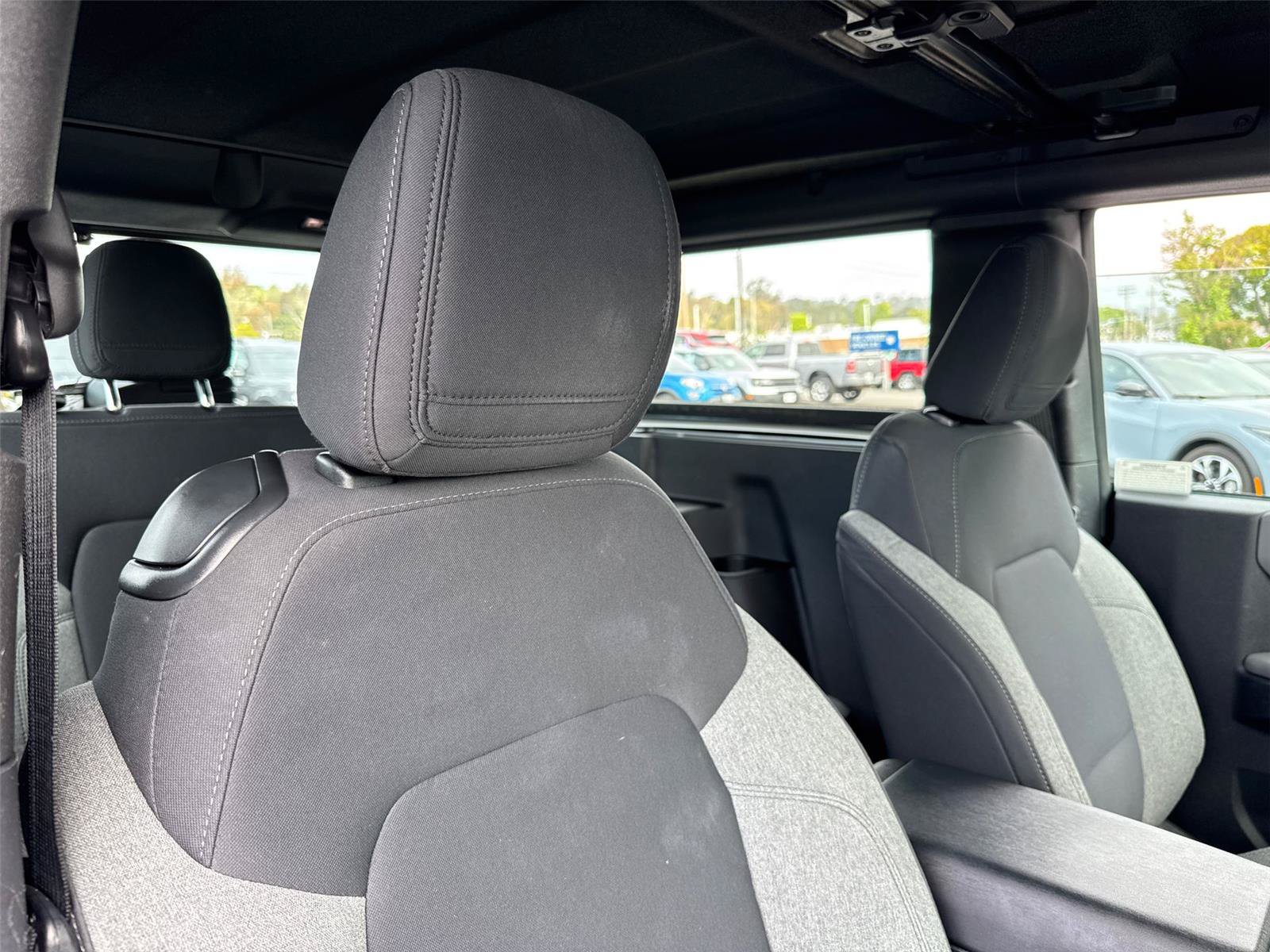 Certified 2023 Ford Bronco 2-Door AWD/4WD image 15