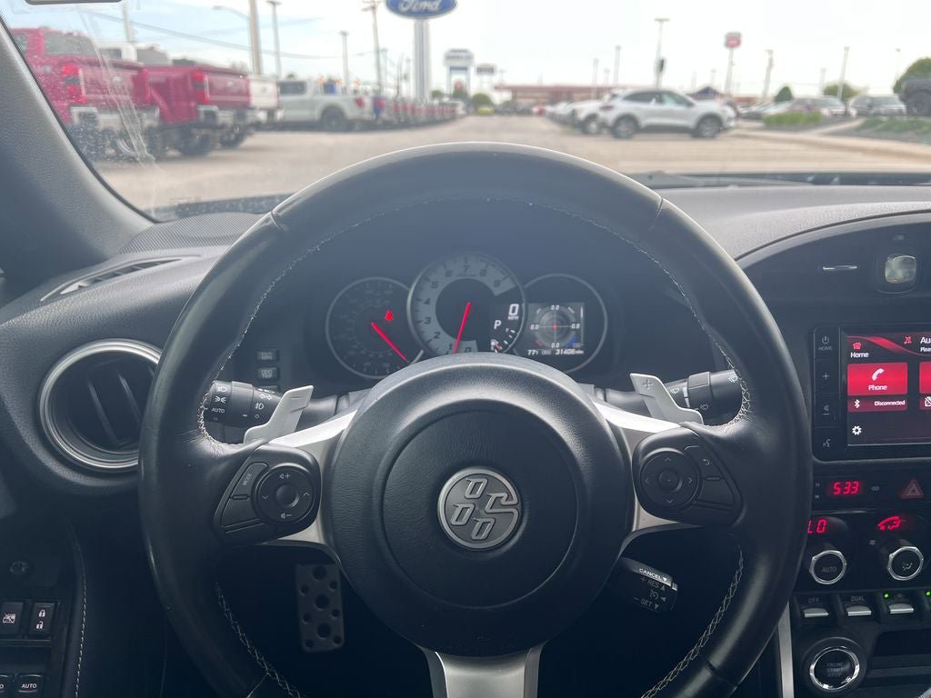 Used 2020 Toyota 86 RWD image 18