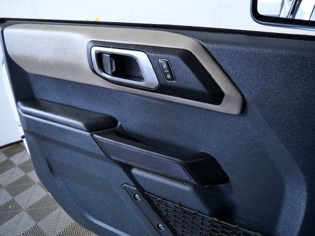 Certified 2024 Ford Bronco Wildtrak AWD/4WD image 29