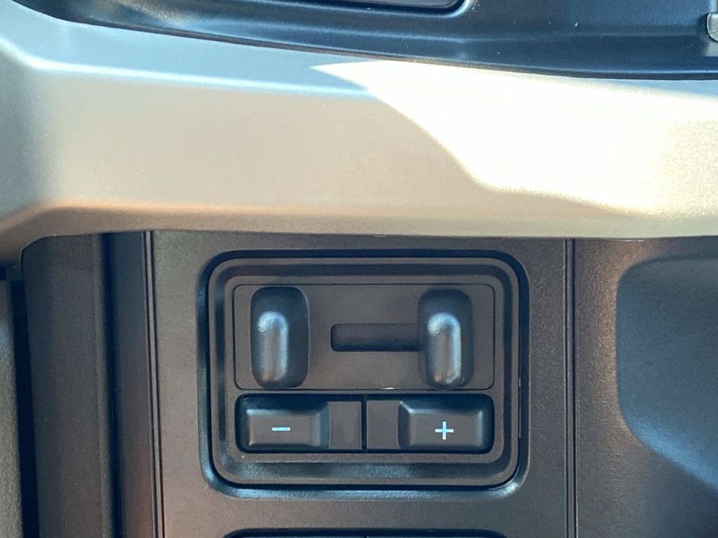 Certified 2025 Ford F250 XL AWD/4WD image 29