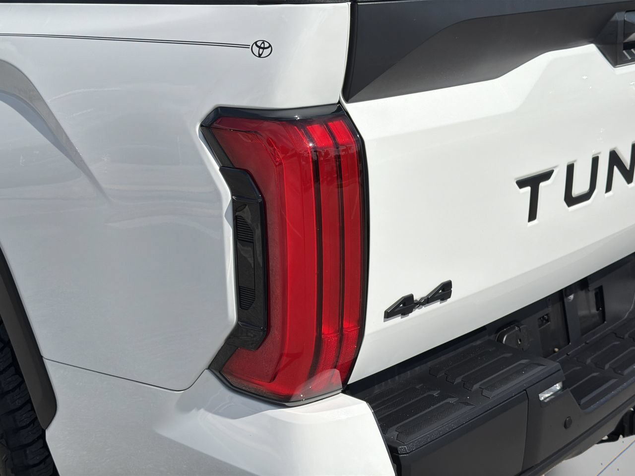 Used 2024 Toyota Tundra SR5 w/ SR5 Convenience Package AWD/4WD image 7