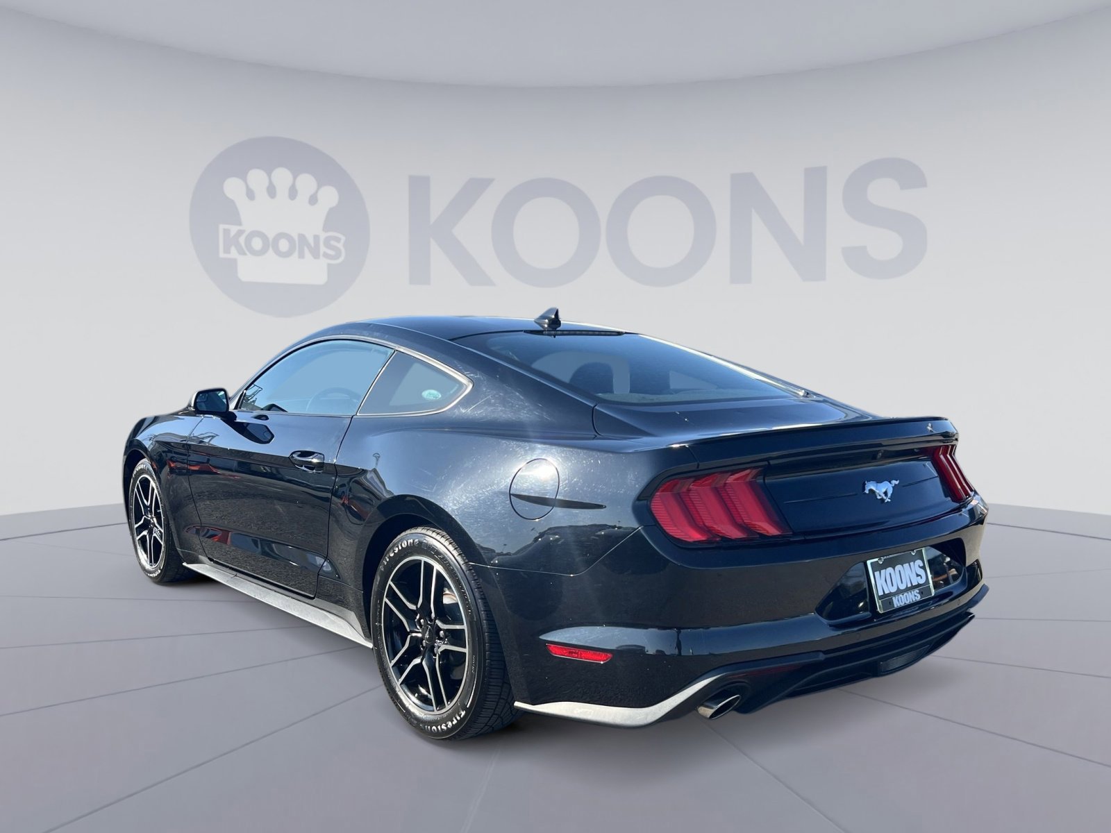 Certified 2020 Ford Mustang Premium RWD image 5