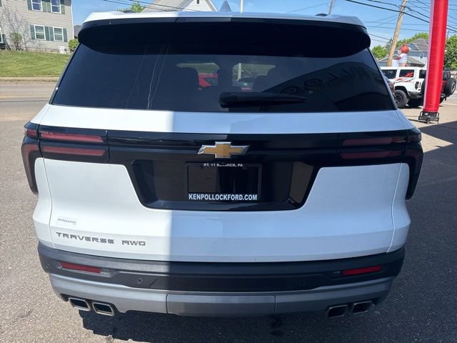Used 2025 Chevrolet Traverse LT AWD/4WD image 7