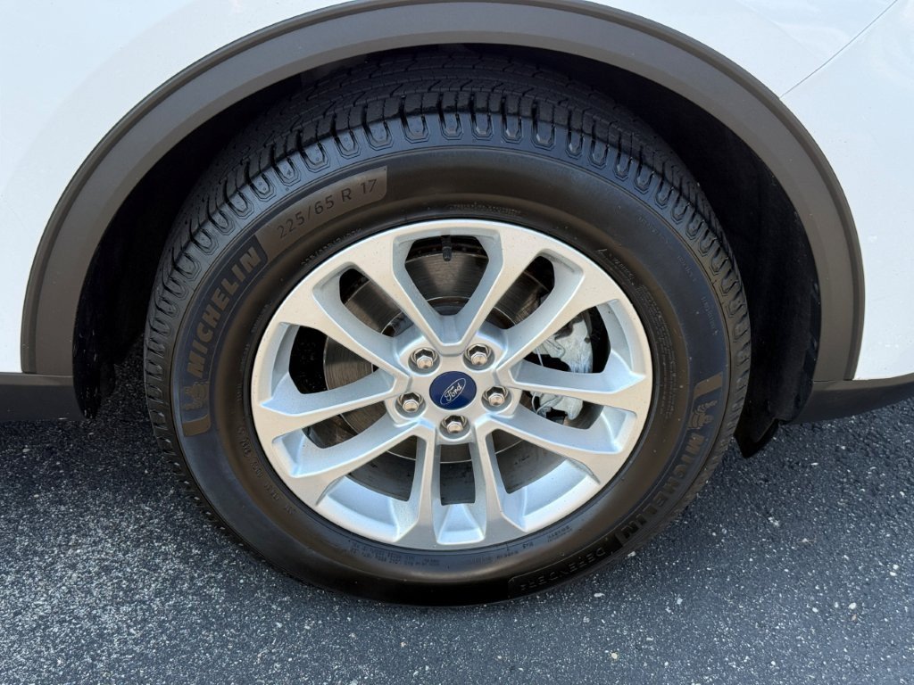 Certified 2022 Ford Escape SE AWD/4WD image 9