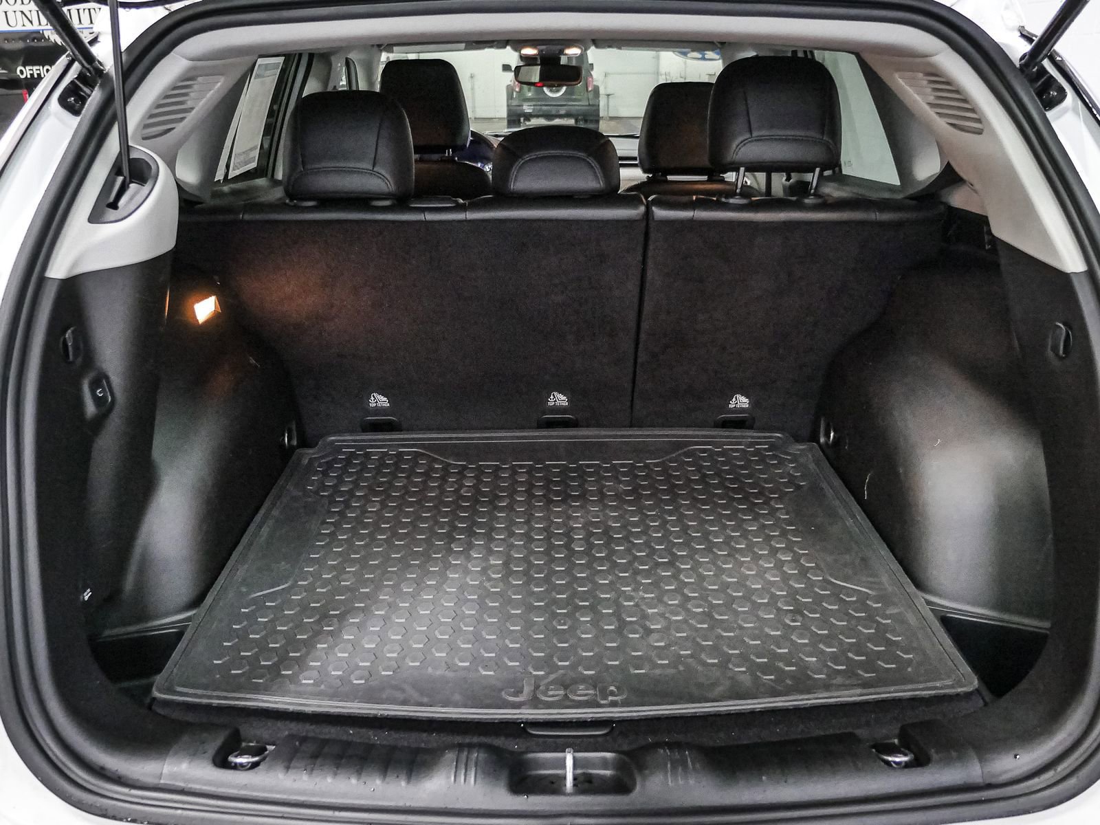 Used 2022 Jeep Compass Latitude image 17