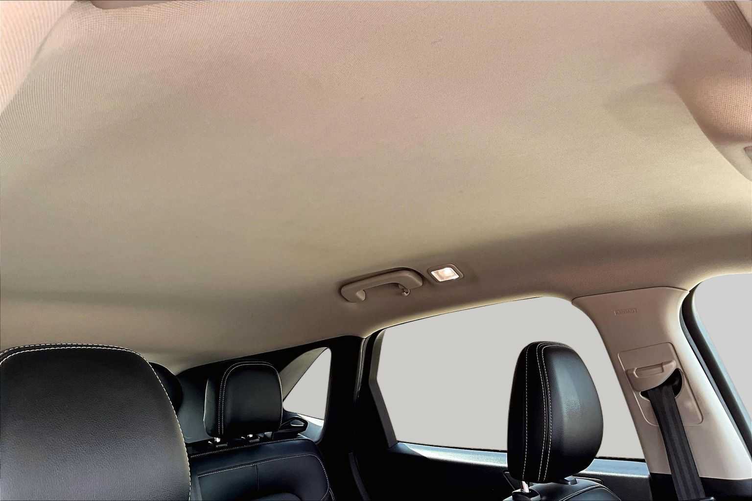 Certified 2020 Ford Escape SEL FWD image 14