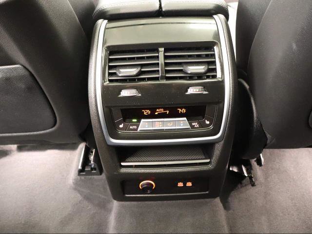 Used 2026 BMW X7 xDrive40i AWD/4WD image 33