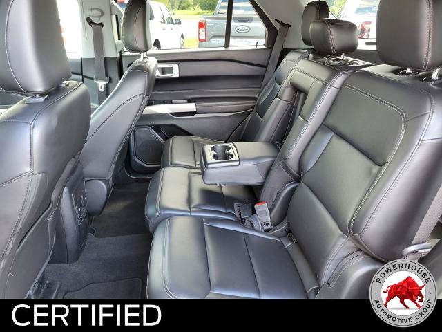 Certified 2024 Ford Explorer XLT w/ Equipment Group 202A RWD image 17