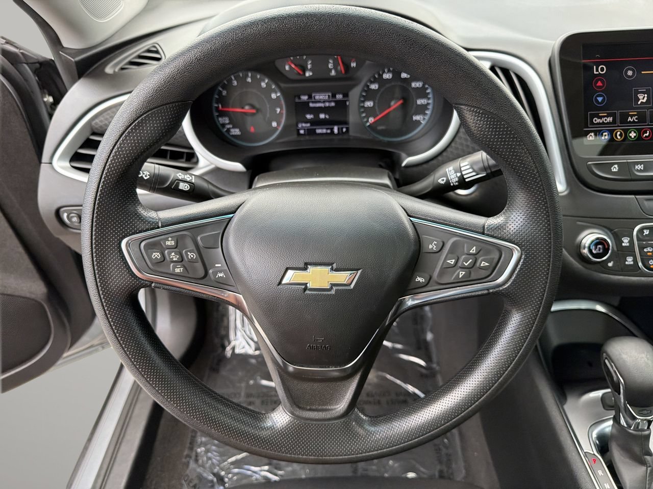 Used 2024 Chevrolet Malibu LT FWD image 28