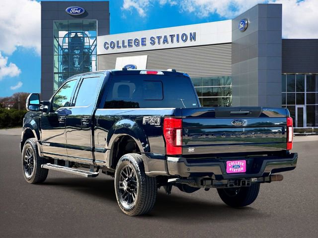 Certified 2022 Ford F250 Lariat w/ Black Appearance Package AWD/4WD image 3