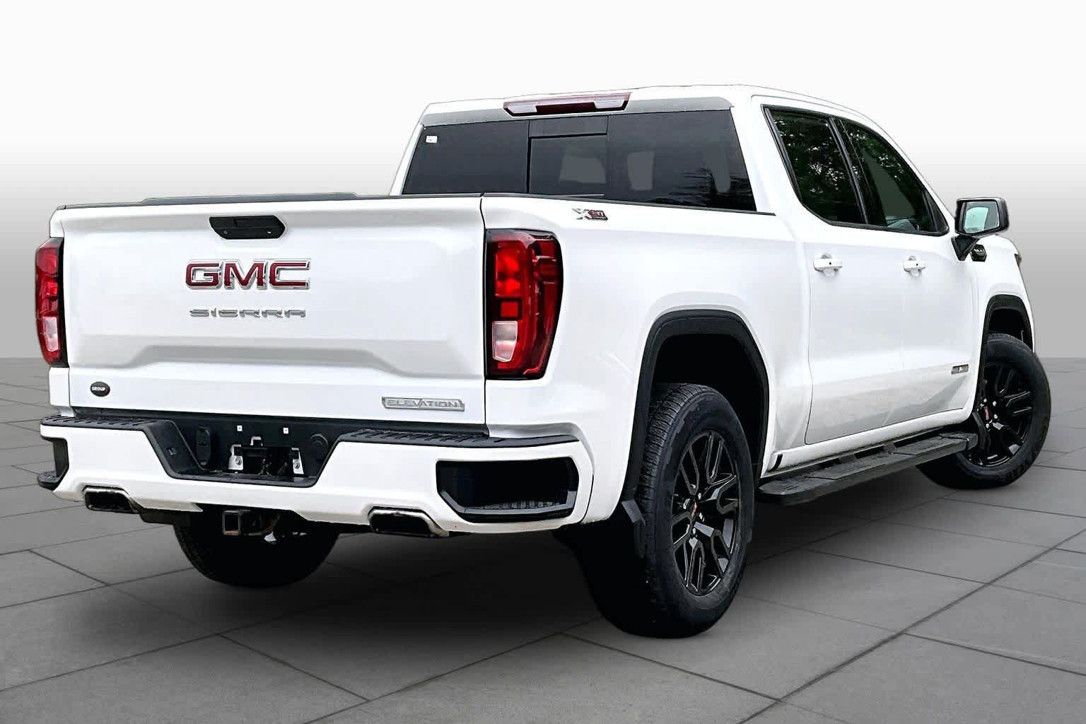 Used 2020 GMC Sierra 1500 Elevation w/ Elevation Value Package AWD/4WD image 13