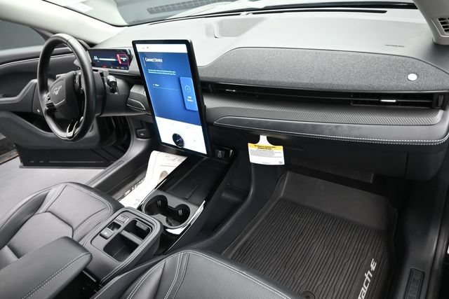 Certified 2025 Ford Mustang Mach-E Premium AWD/4WD image 28