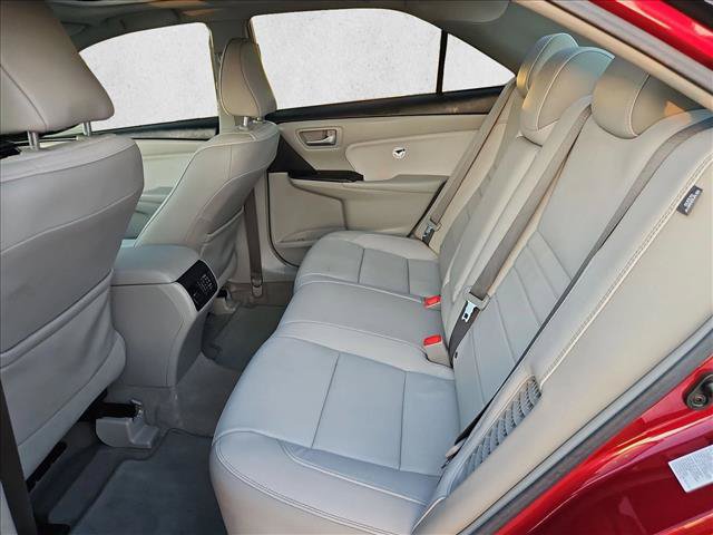 Used 2017 Toyota Camry XLE w/ Moonroof Package FWD image 15
