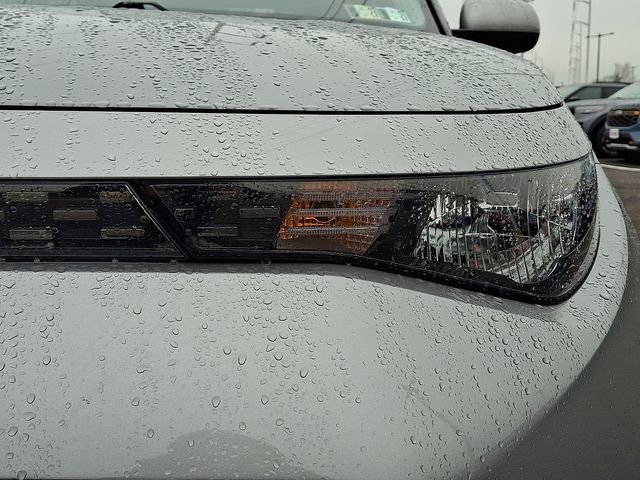 Used 2023 Kia Soul LX w/ LX Technology Package image 9