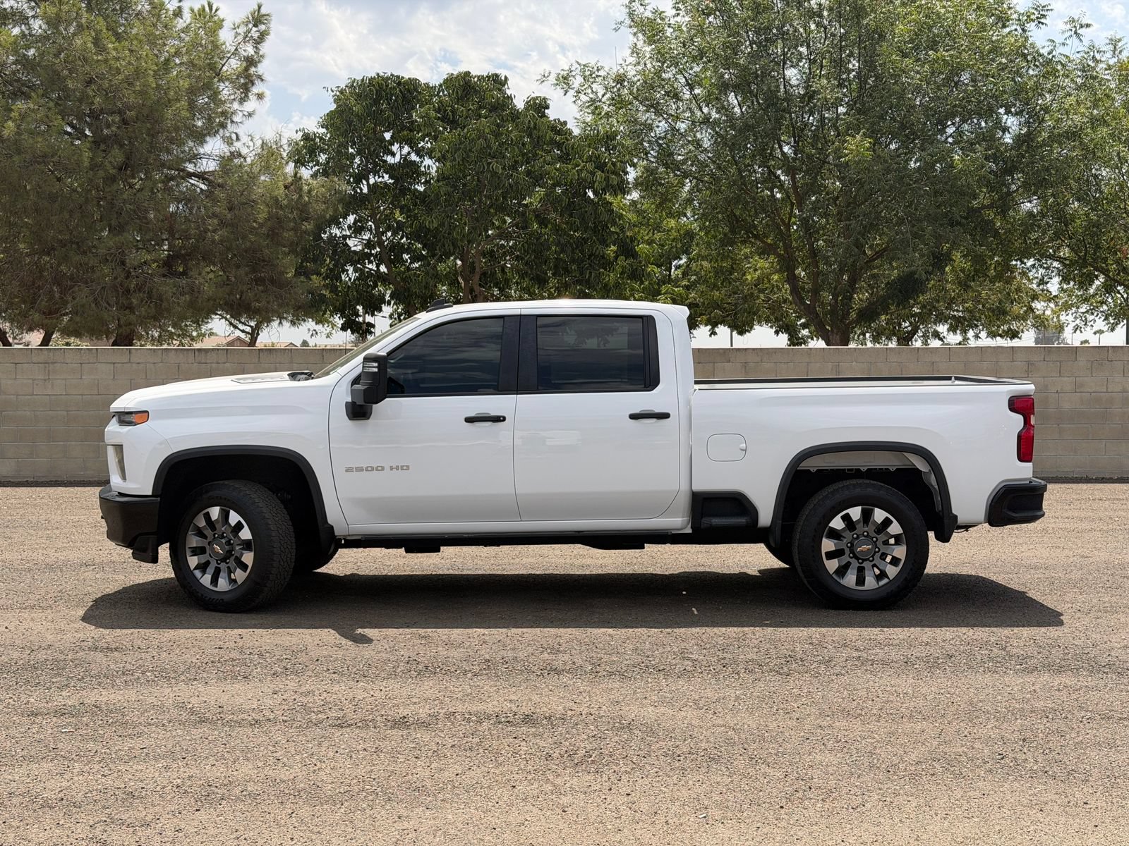 Used 2022 Chevrolet Silverado 2500 Custom w/ Custom Convenience Package RWD image 8