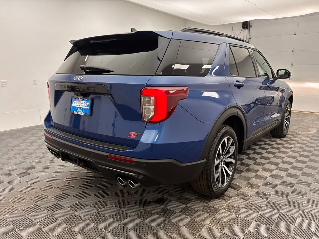 Certified 2023 Ford Explorer ST image 4