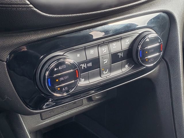 Used 2020 Buick Encore GX Select image 18