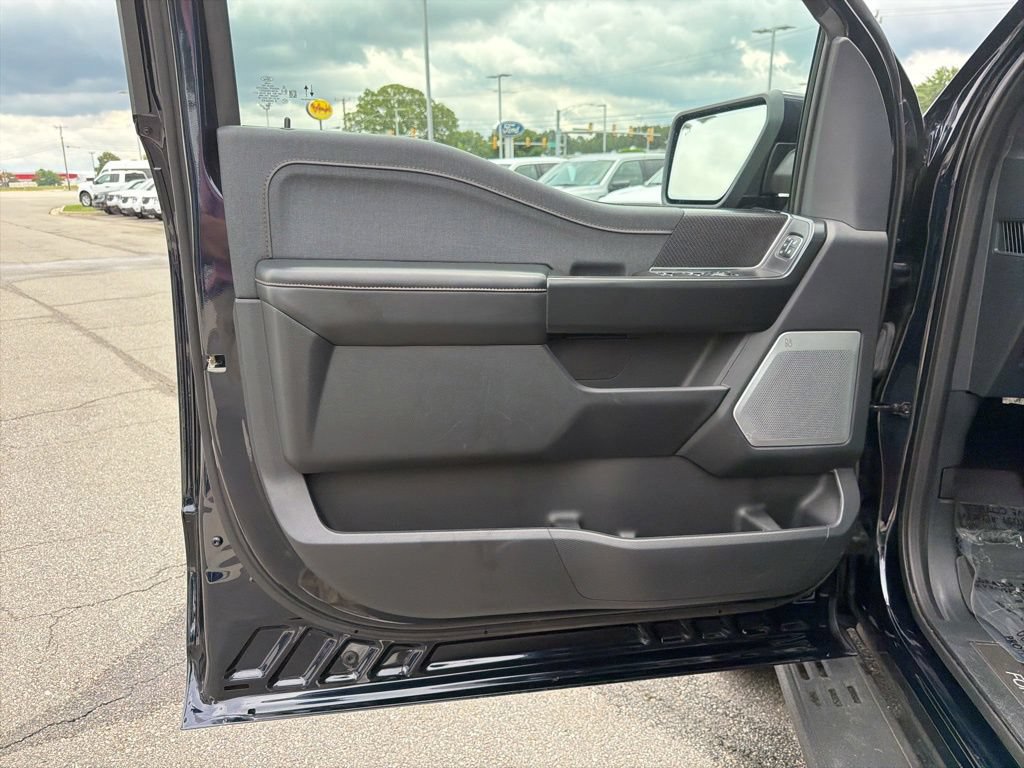 Certified 2023 Ford F150 Raptor w/ Raptor Carbon Fiber Package AWD/4WD image 14