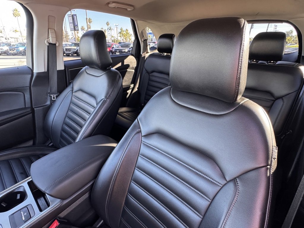 Certified 2022 Ford Edge SEL w/ Convenience Package image 20