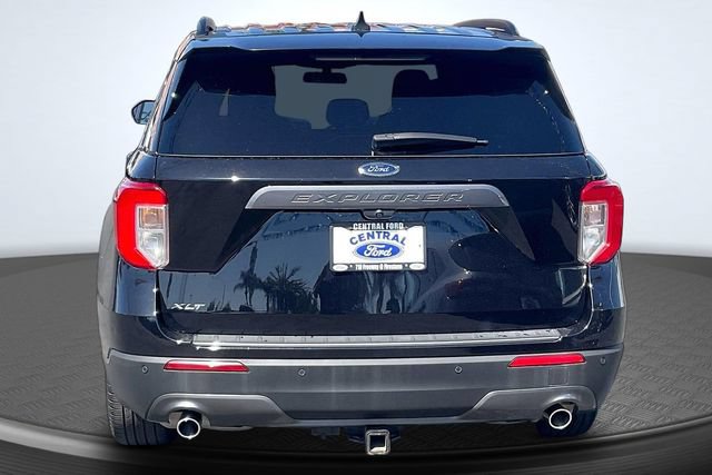 Certified 2023 Ford Explorer XLT w/ Equipment Group 202A RWD image 4