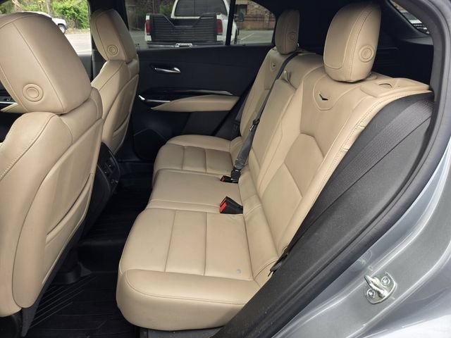 Used 2024 Cadillac XT4 Luxury w/ Cold Weather Package FWD image 11