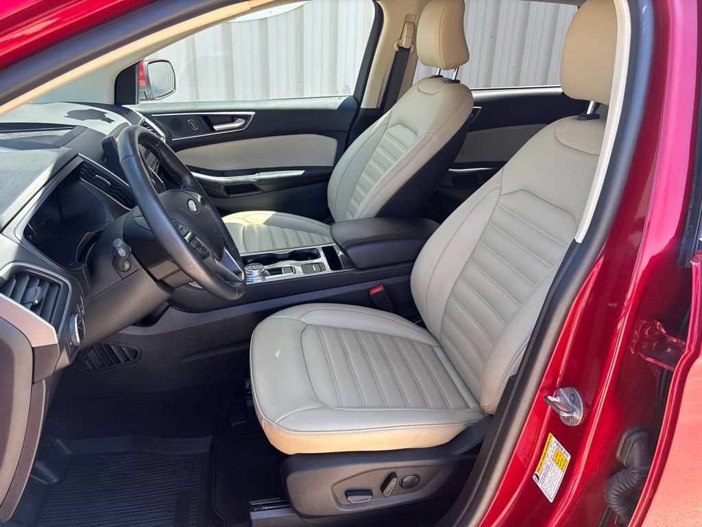 Certified 2023 Ford Edge SEL w/ Convenience Package AWD/4WD image 11
