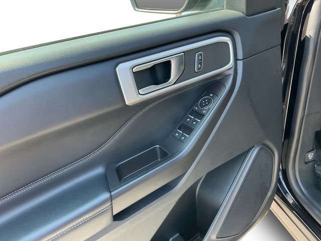 Certified 2020 Ford Explorer XLT w/ Equipment Group 202A AWD/4WD image 11
