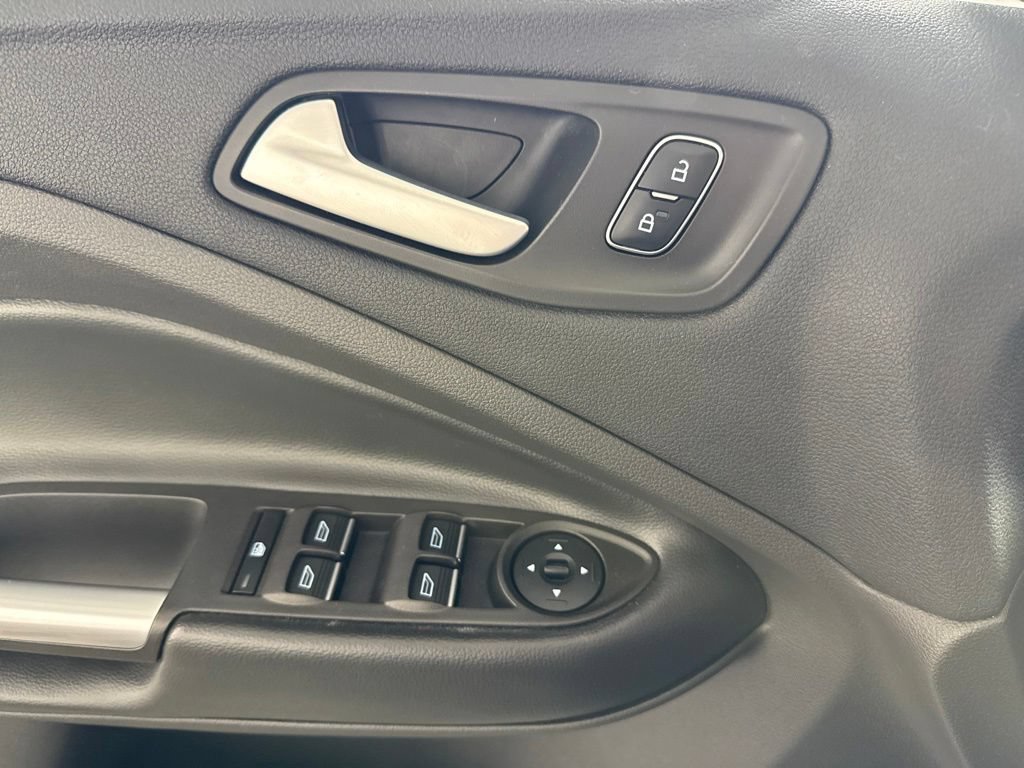 Certified 2019 Ford Escape SE FWD image 19