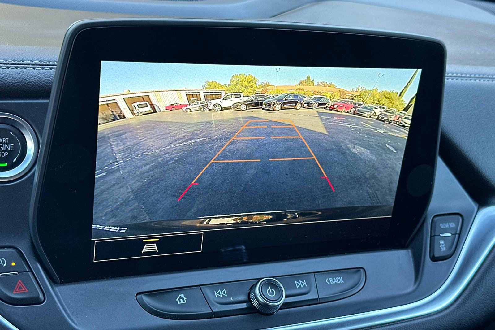Used 2025 Chevrolet Blazer LT FWD image 18